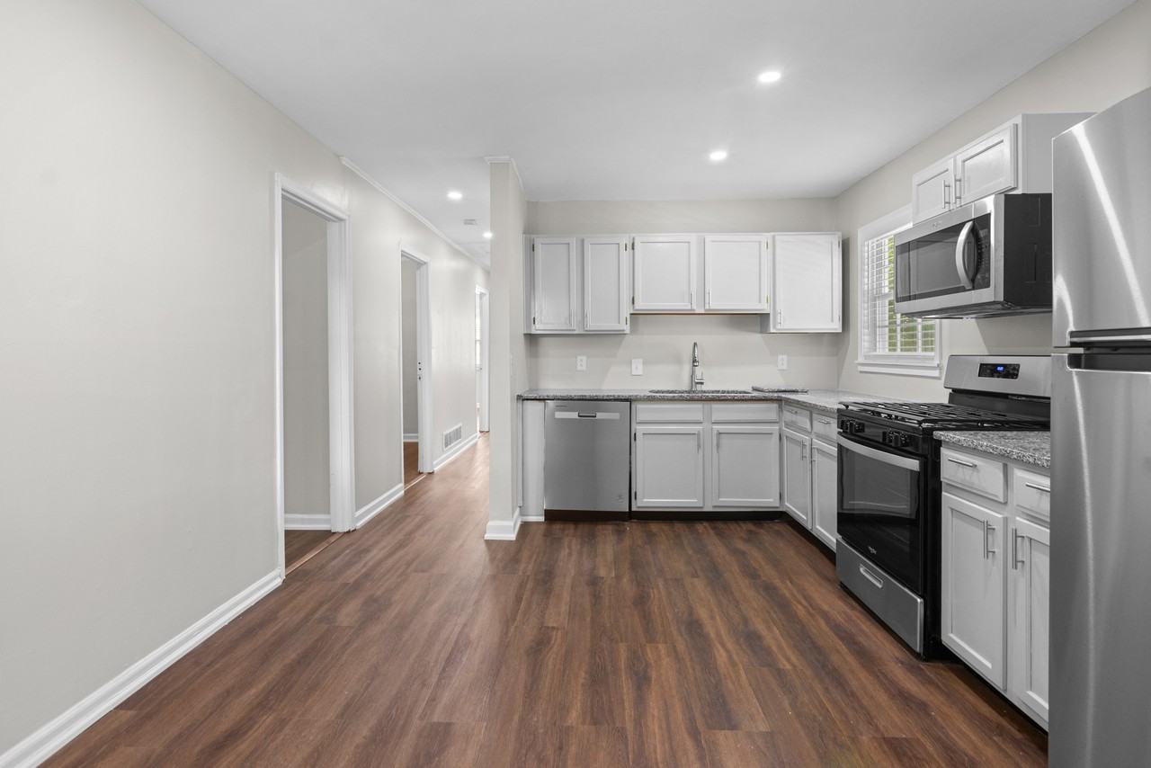 1380 Plaza Ave Sw #NA - Photo 3 of 18