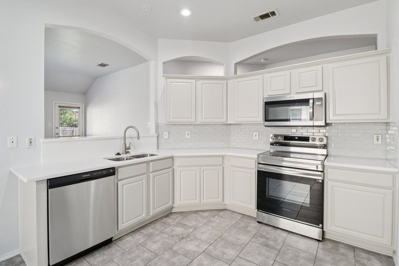 4937 Spur Ridge Court #NA - Photo 2 of 19