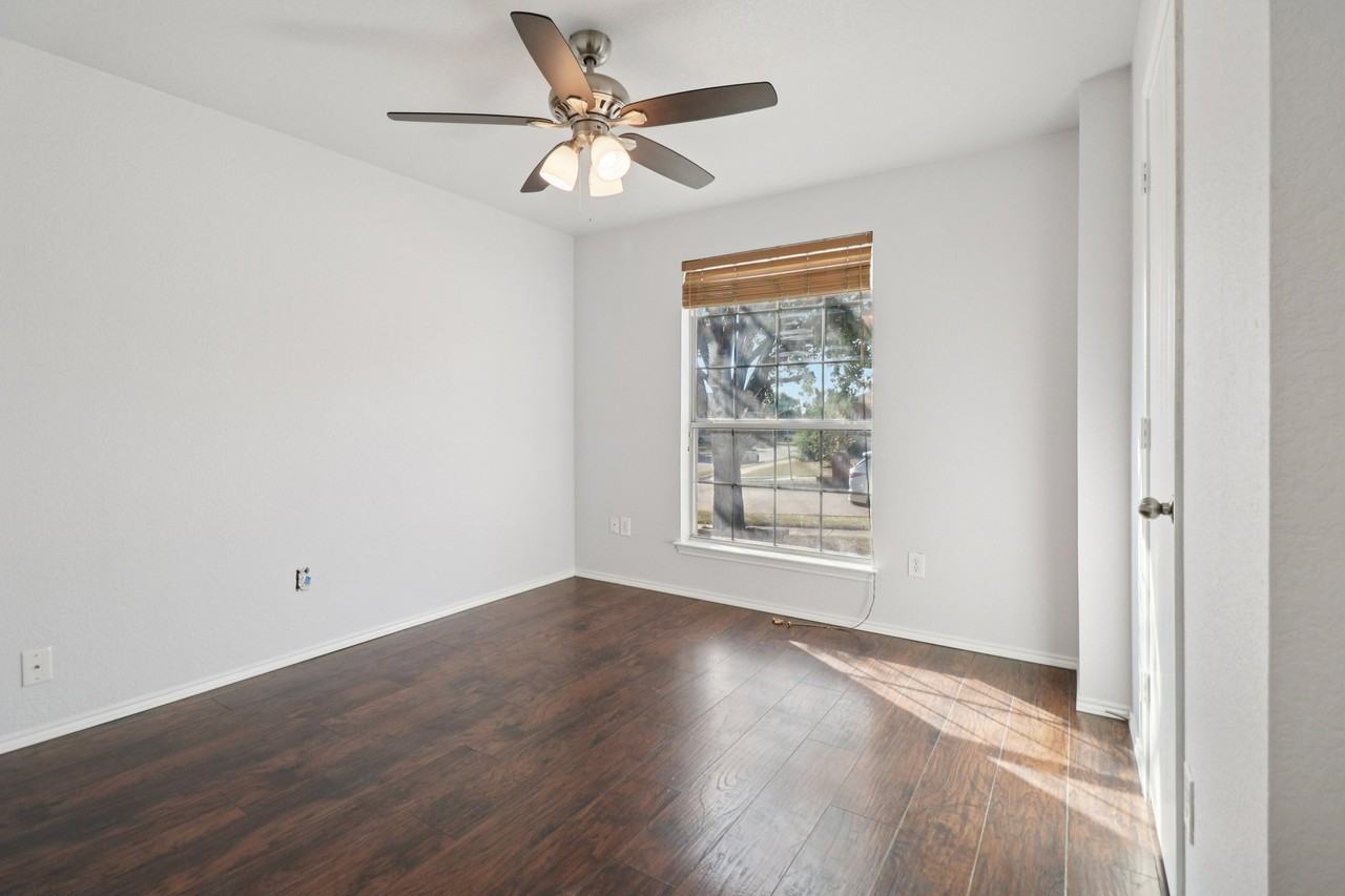 4937 Spur Ridge Court #NA - Photo 3 of 19