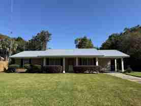 3226 Rosewood Ave #NA - Photo 1 of 1
