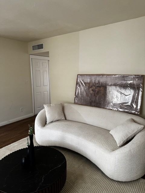 93 Kings Way #17 - Photo 3 of 39