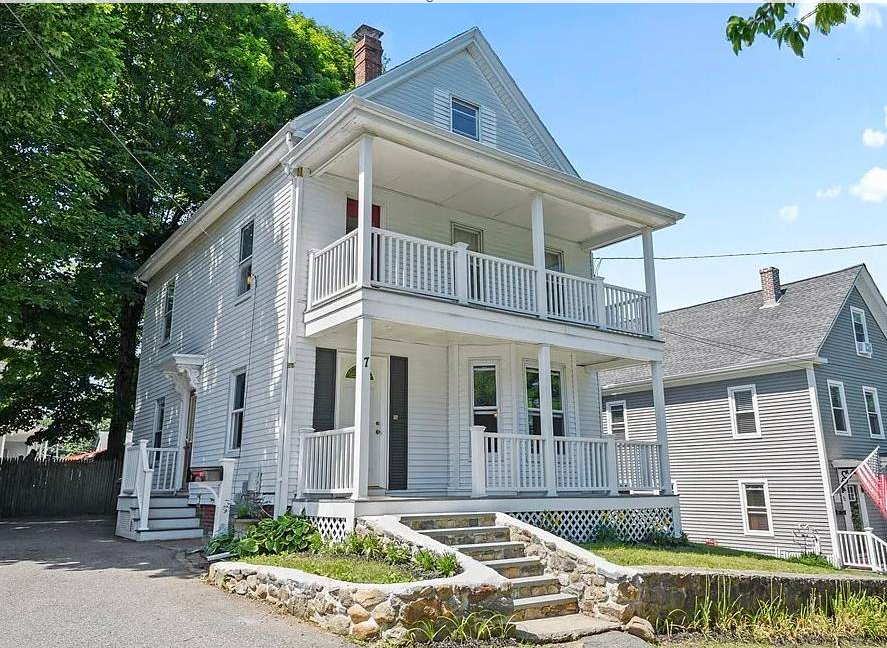 7 Summit St #B - Photo 3 of 7