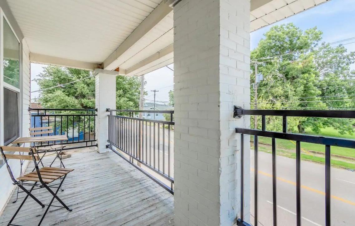 1704 S Akard LLC - Photo 6 of 8