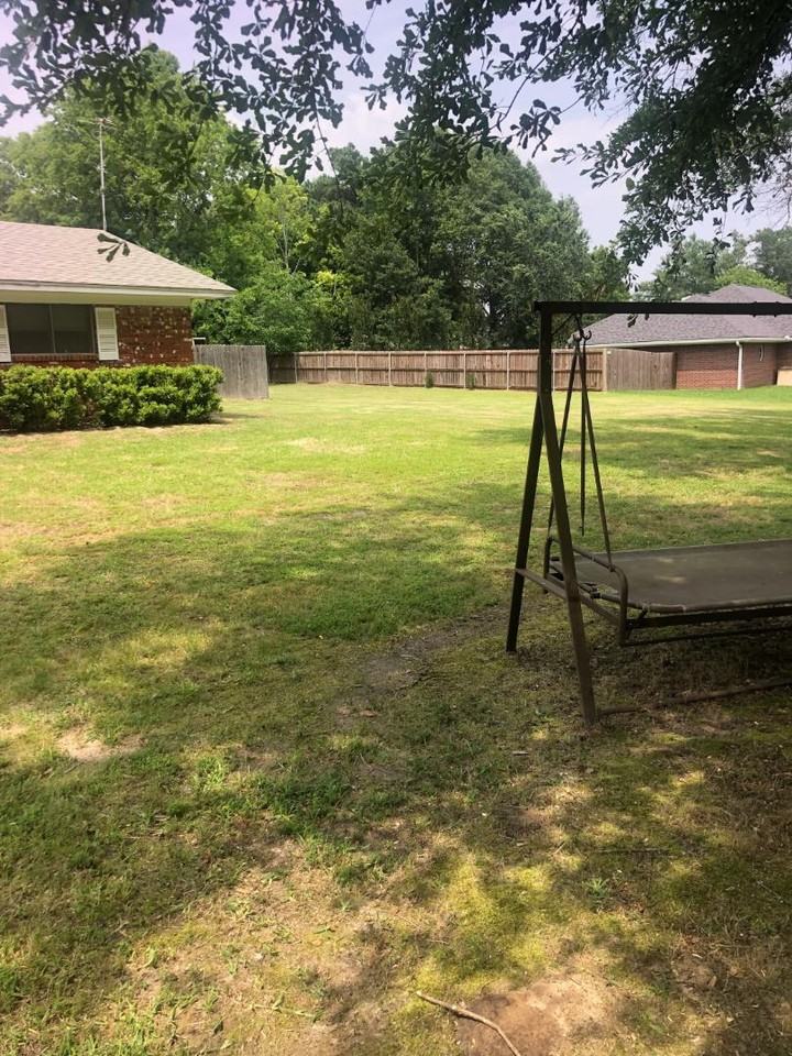 297 Glendon St - Photo 2 of 20