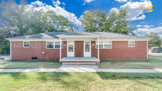 2226 S Saint Francis St - Photo 1 of 1