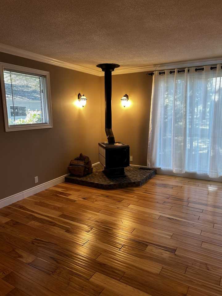 1941 Lakeshore Rd #1 - Photo 7 of 22