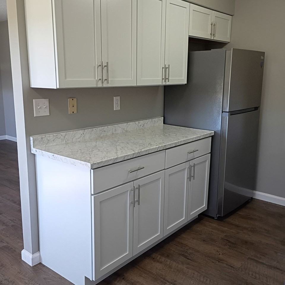 561 E. Ross Lane - Photo 2 of 25