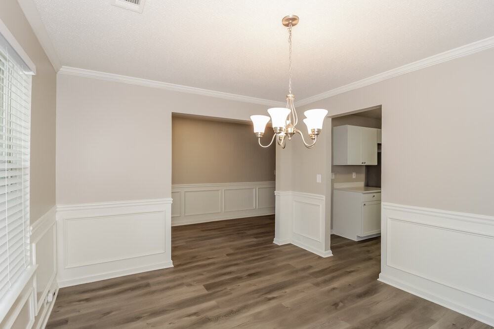 4246 Holliday Rd - Photo 7 of 17