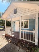 featured image of 904 S Lipona Rd