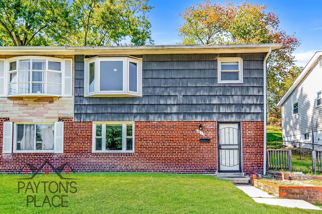 4413 Lyons St - Photo 3 of 21