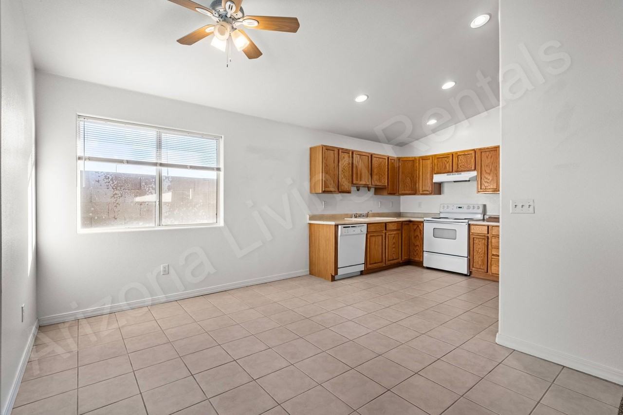 3470 N Jewel St - Photo 7 of 24