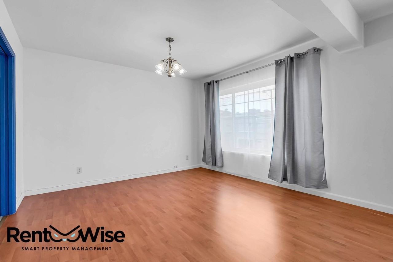 214 Miramar Ave - Photo 6 of 32