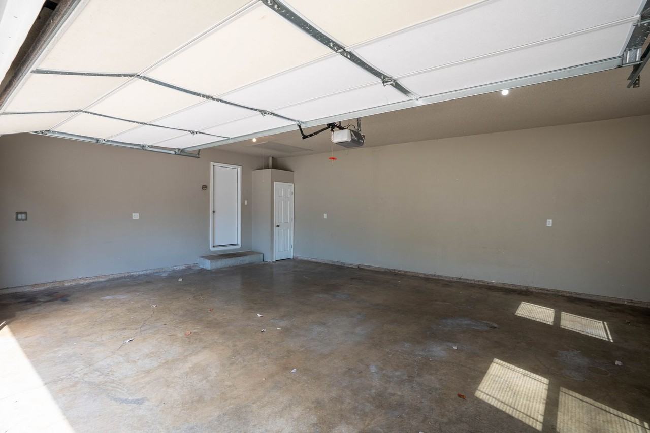 4135 E Autumn Ct - Photo 3 of 28