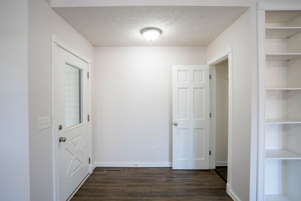 4135 E Autumn Ct - Photo 5 of 28