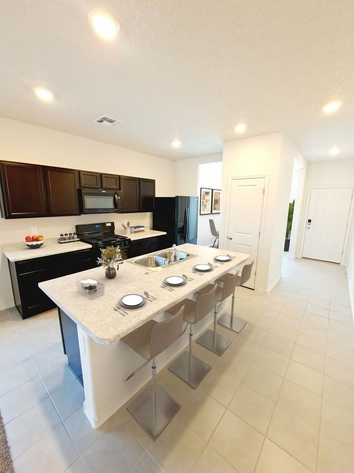 3430 Prairie Sage St Sw - Photo 3 of 17