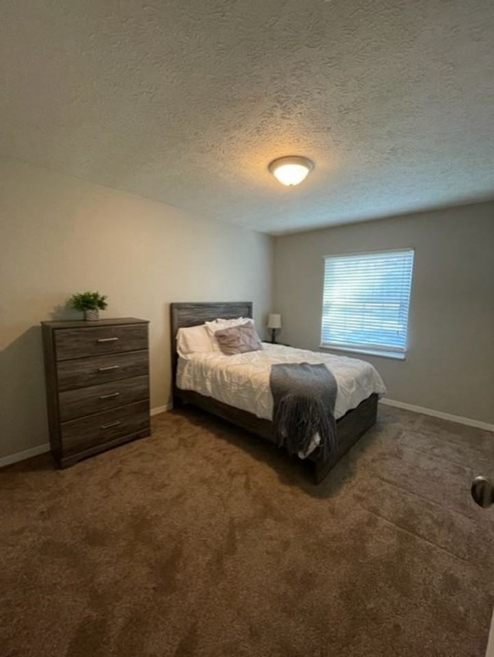 771 E Waterloo Ct - Photo 5 of 7