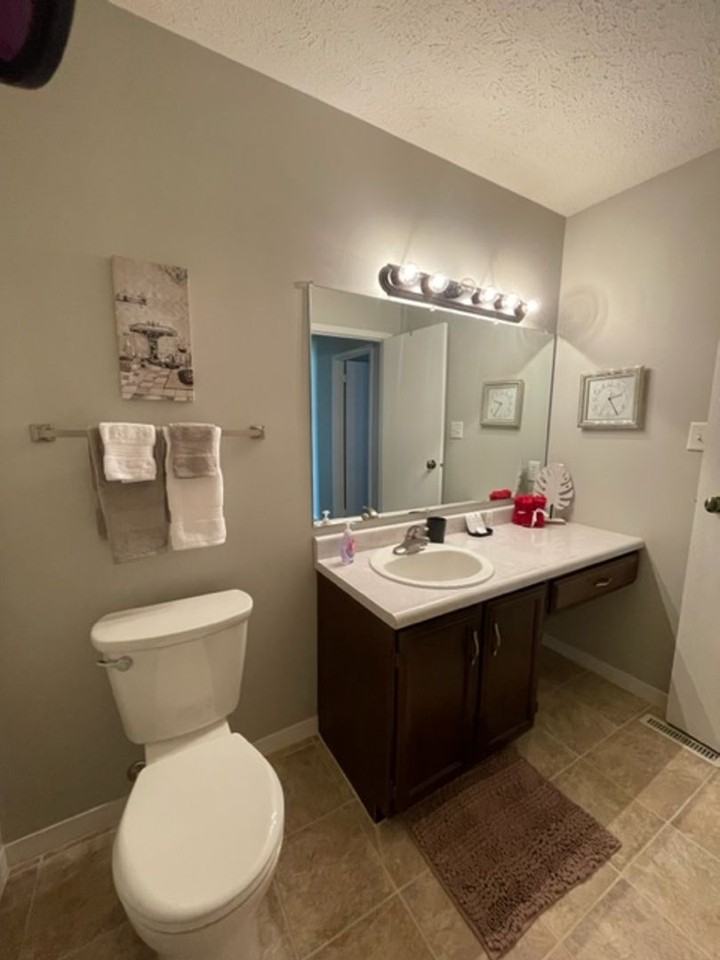 771 E Waterloo Ct - Photo 7 of 7