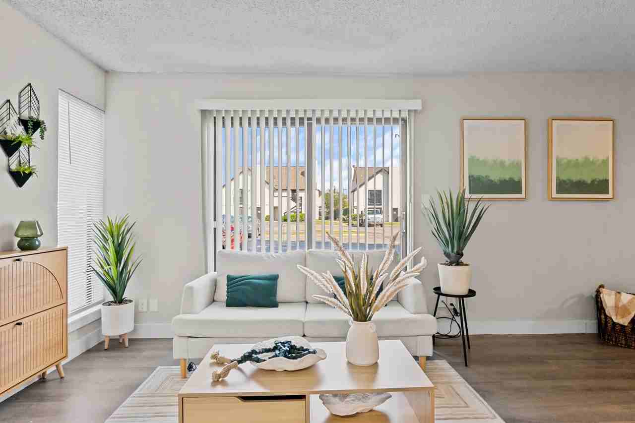 Avia Apartments - Photo 2 of 50