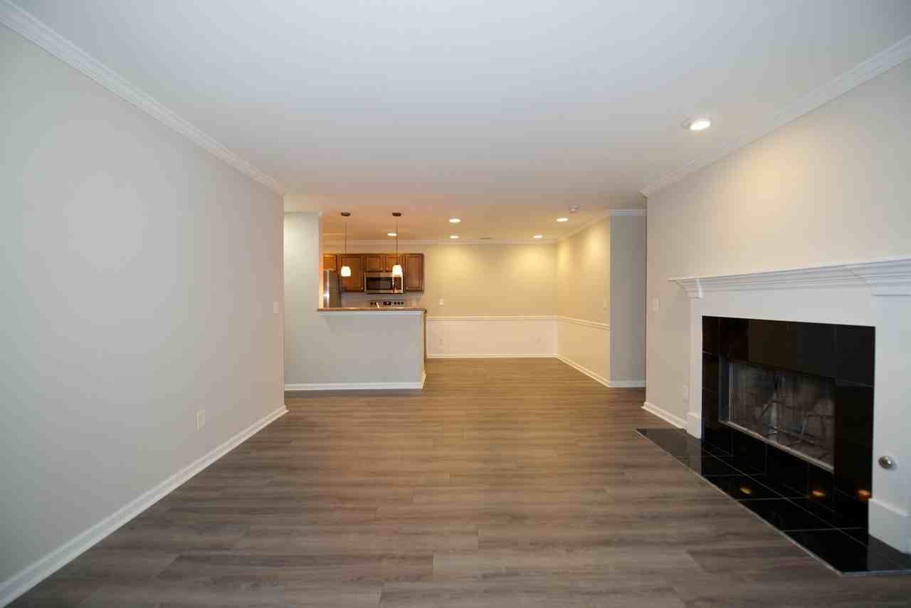 225 Warm Springs Circle - Photo 6 of 15