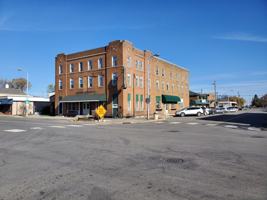 featured image of 121 Washburne Ave