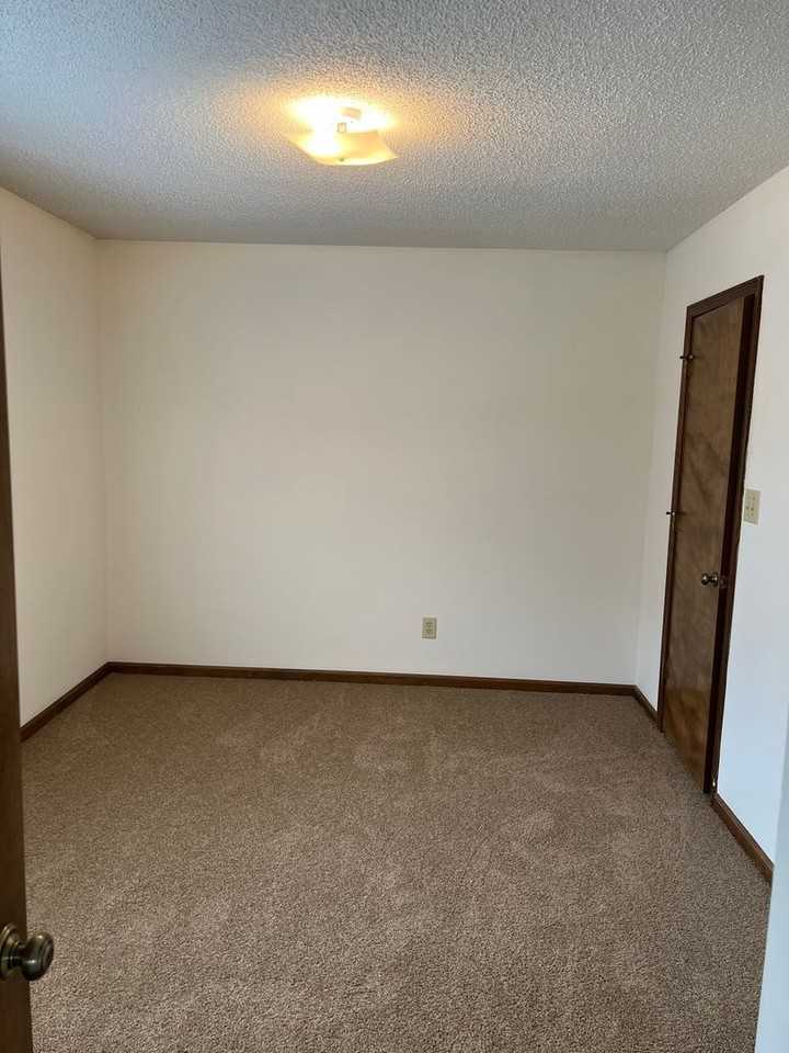 107 Bogey Lane - Photo 5 of 13