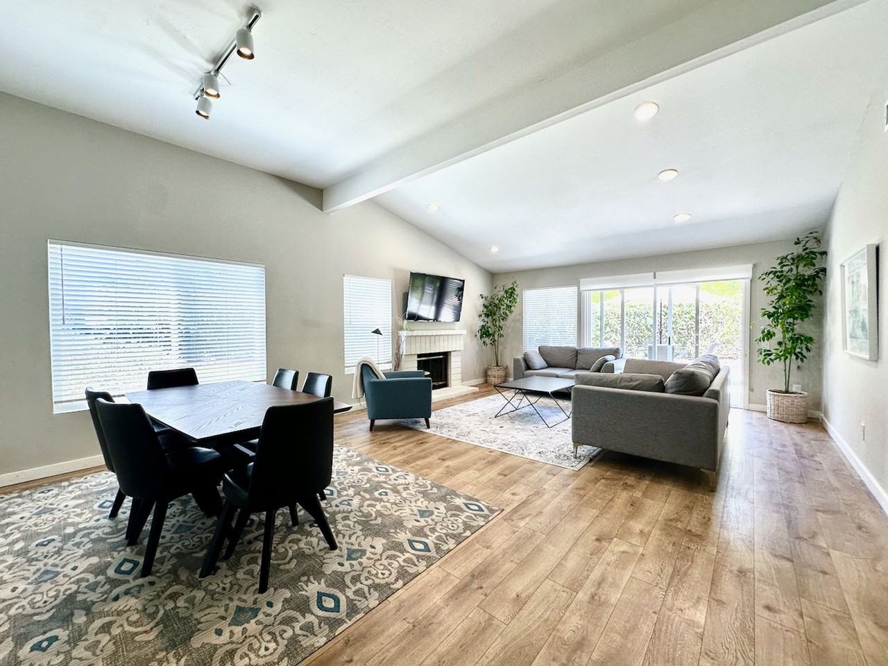 13242 Courtland Ter - Photo 7 of 50