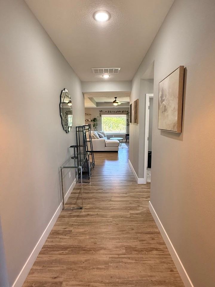 604 N Eagle Park Dr - Photo 3 of 27