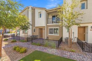 featured image of 2628 Blazing Blue Ave