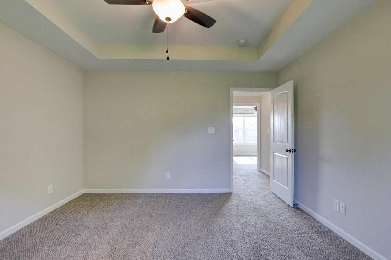 2710 Rafiki Dr - Photo 2 of 50