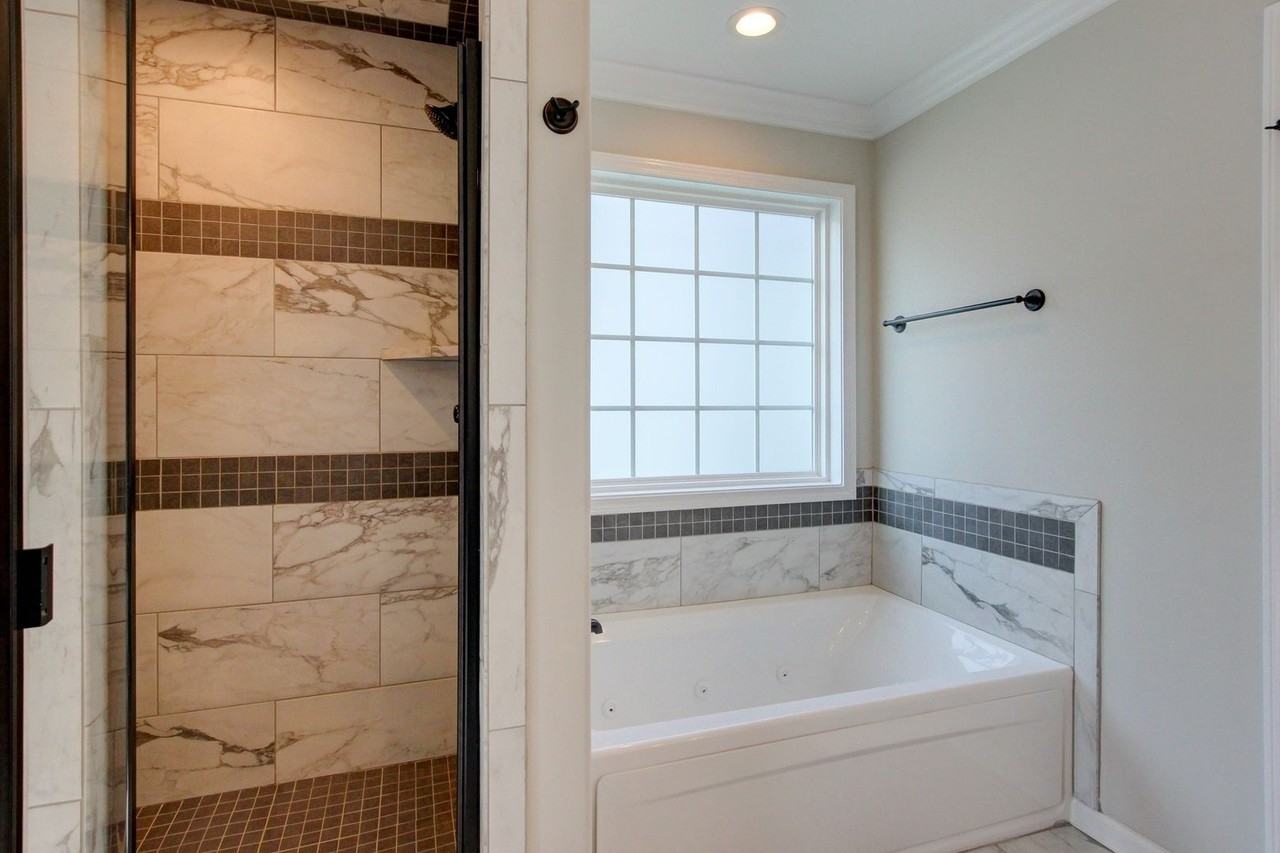 2710 Rafiki Dr - Photo 5 of 50