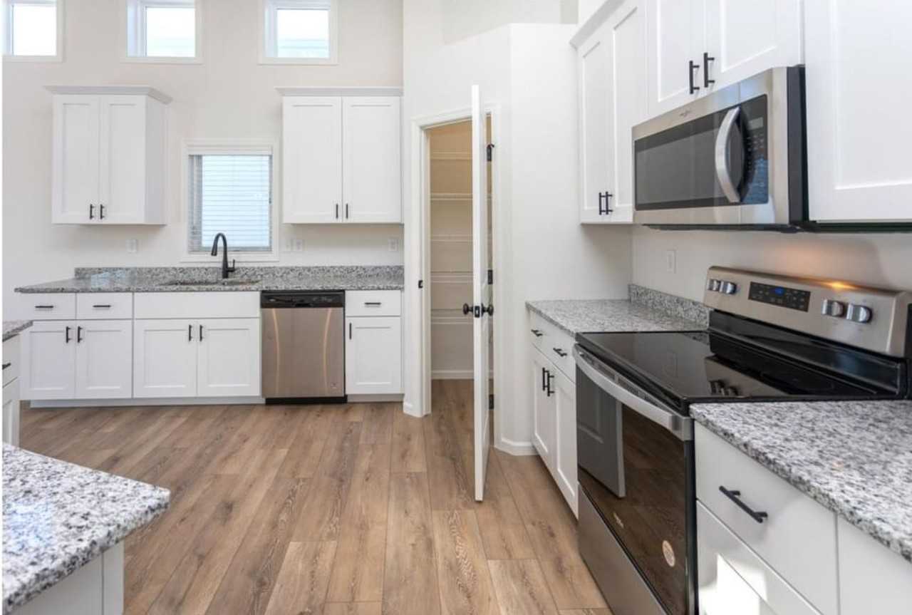 7488 24th St S - Photo 2 of 9
