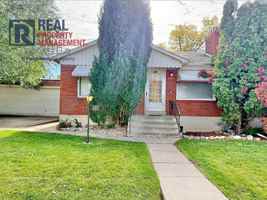 featured image of 651 W Lander St