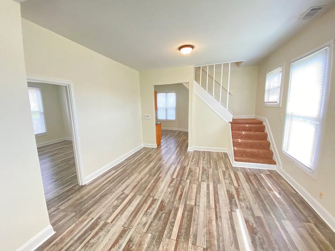 994 N 7th St - Photo 3 of 15