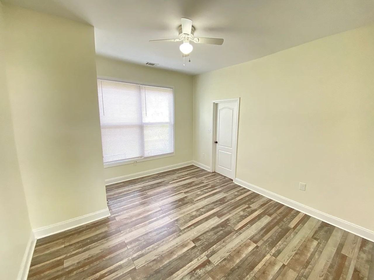 994 N 7th St - Photo 6 of 15