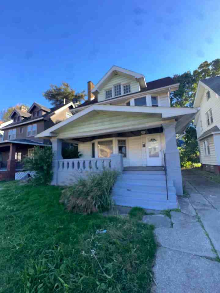 12522 Arlington Avenue