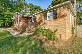 441 Stirlington Rd - Photo 1 of 1