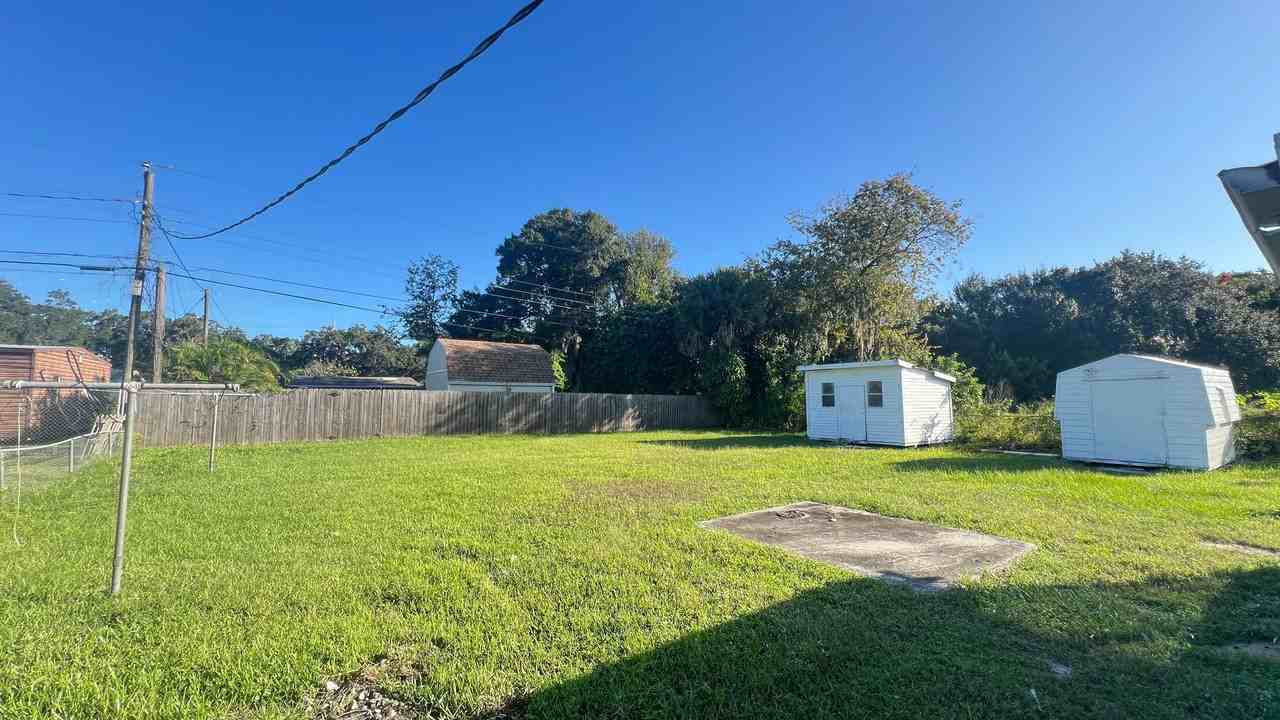 2530 N Palm Dr - Photo 6 of 32