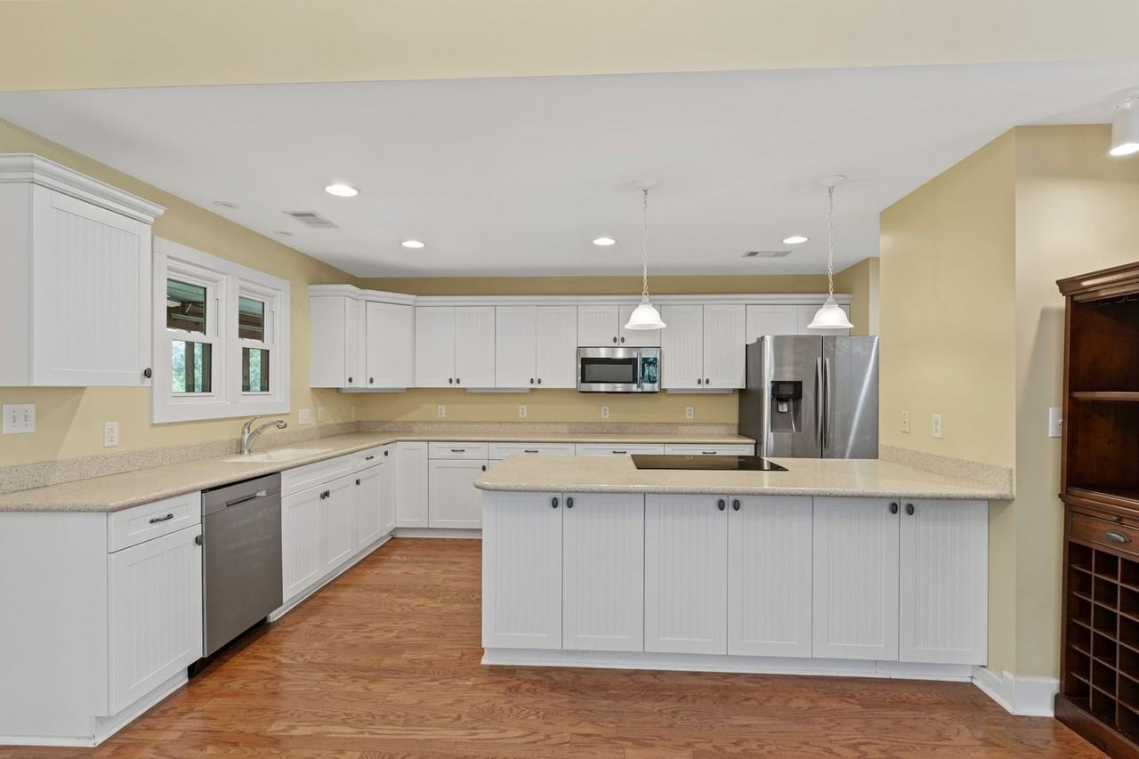 2395 Alabama River Pkwy - Photo 3 of 50