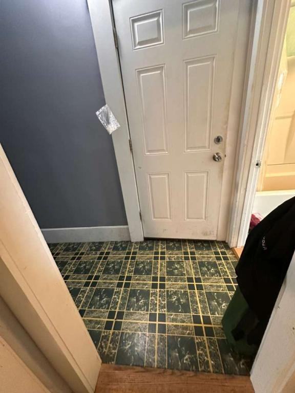 28 Essex St #Unit - Photo 2 of 22