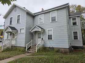 1201 S Farwell St - Photo 1 of 1