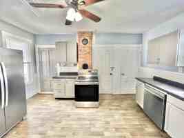 featured image of 7 High St Apt 1 #Apt 1