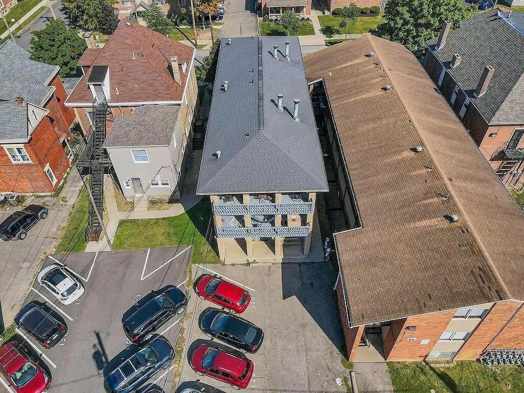 87 W 9th Ave - Photo 6 of 26