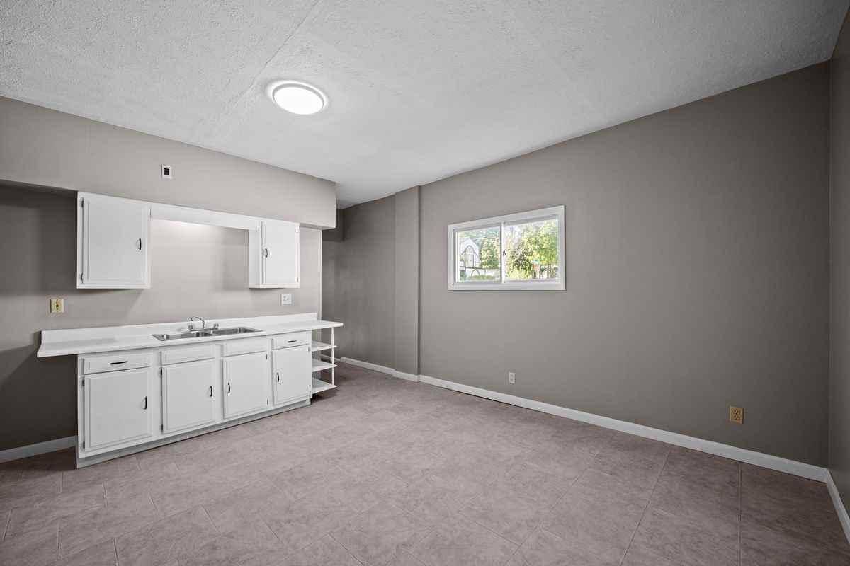 120 15th St - Photo 3 of 18