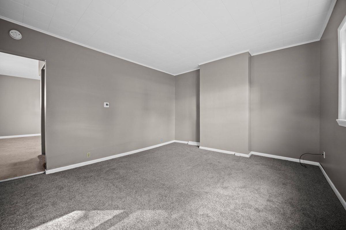 120 15th St - Photo 7 of 18