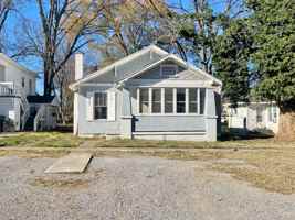 featured image of 205 E Lauderdale St