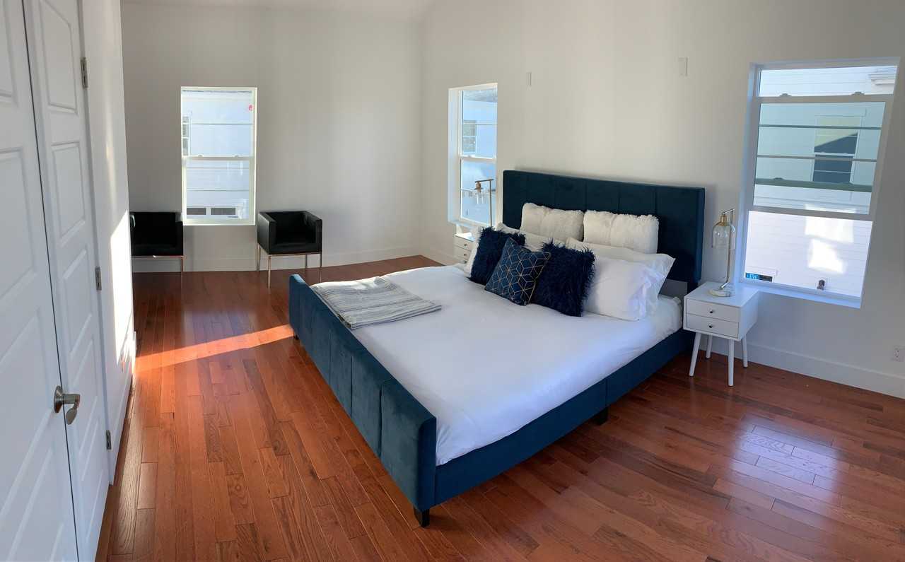 4225 Ince Boulevard - Photo 7 of 12