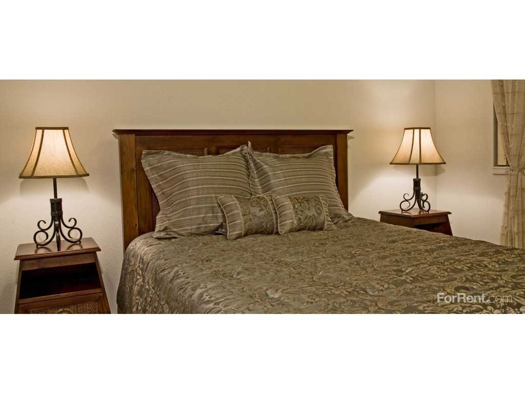 Villas at Royal Kunia - Photo 3 of 7