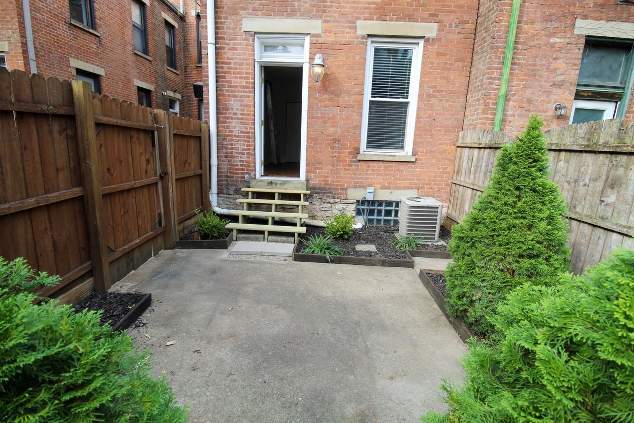 421 Hopkins St #1 - Photo 3 of 36
