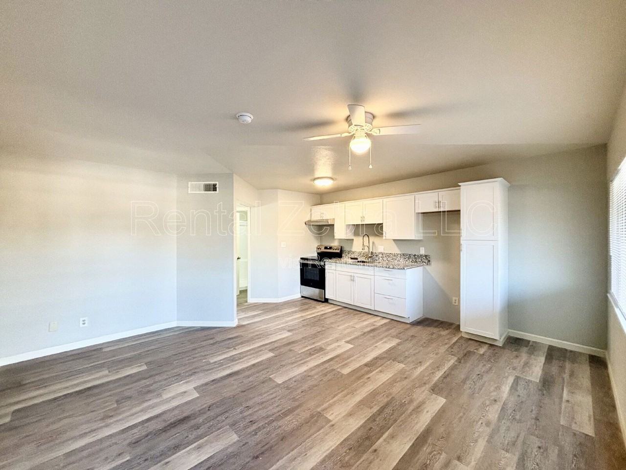 10 E 18th St #3 - Photo 2 of 10