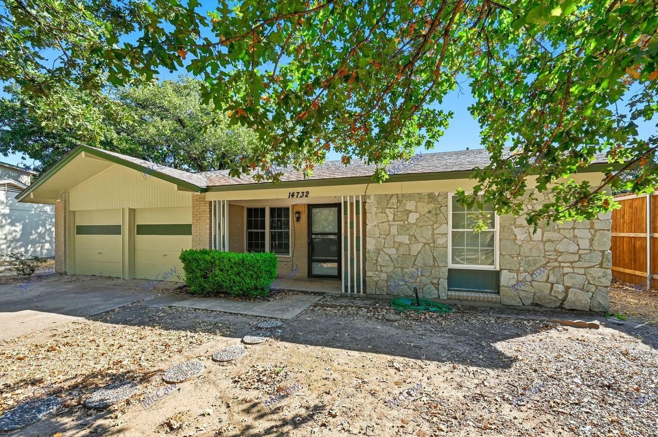 14732 Oakwood Lane - Photo 2 of 25